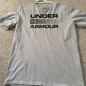 Under Armour Men's Gray T-Shirt